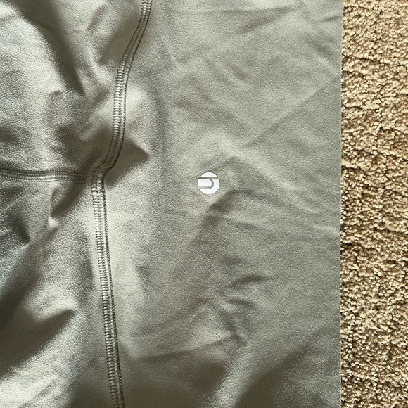 3 Heynuts Leggings - Picture 6 of 6